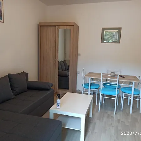 Knezevic 2 * Jadranovo