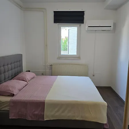 Lägenhet Knezevic 2 *