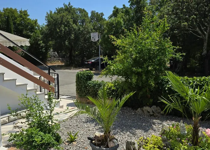 Knezevic 2 Apartment