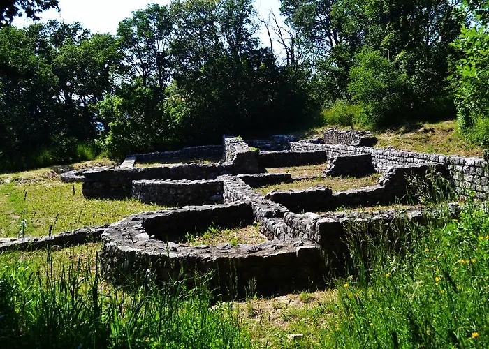 Apartment Knezevic 2 *